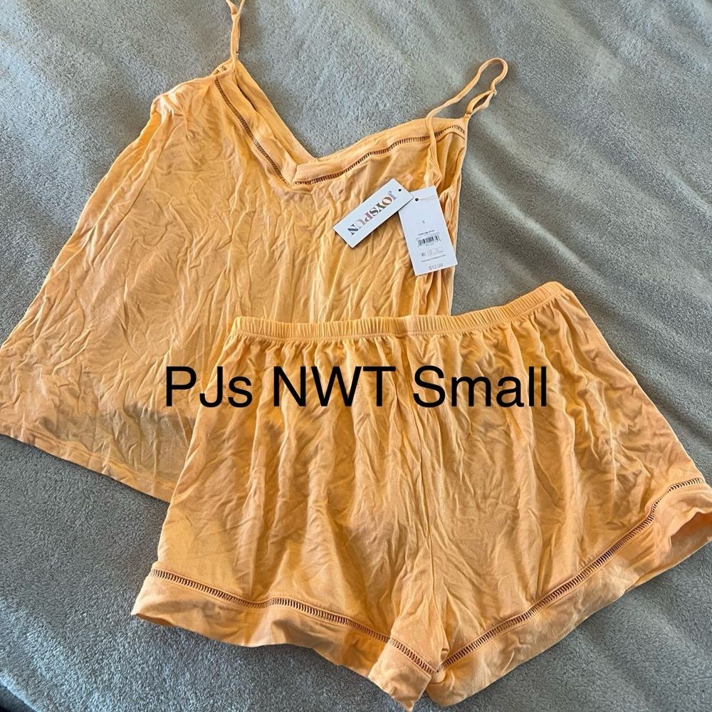 Natori Women's Peach Pajama Set